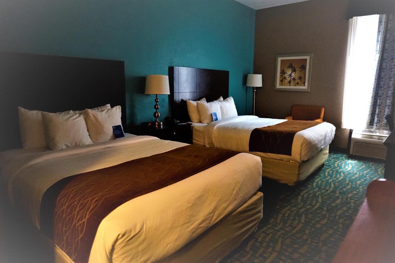 Comfort Inn & Suites Fort Lauderdale West Turnpike Lauderdale Lakes Экстерьер фото