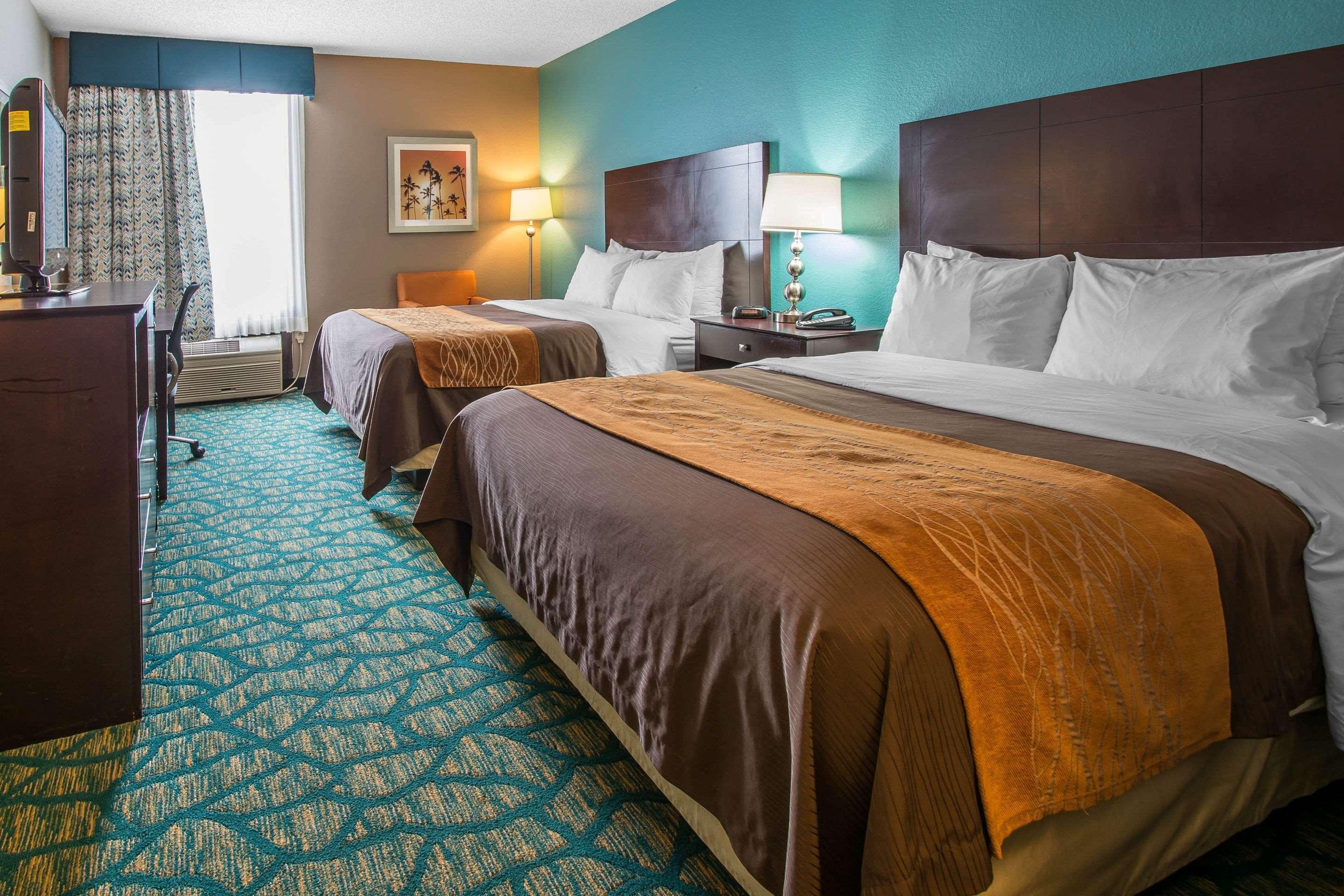 Comfort Inn & Suites Fort Lauderdale West Turnpike Lauderdale Lakes Экстерьер фото