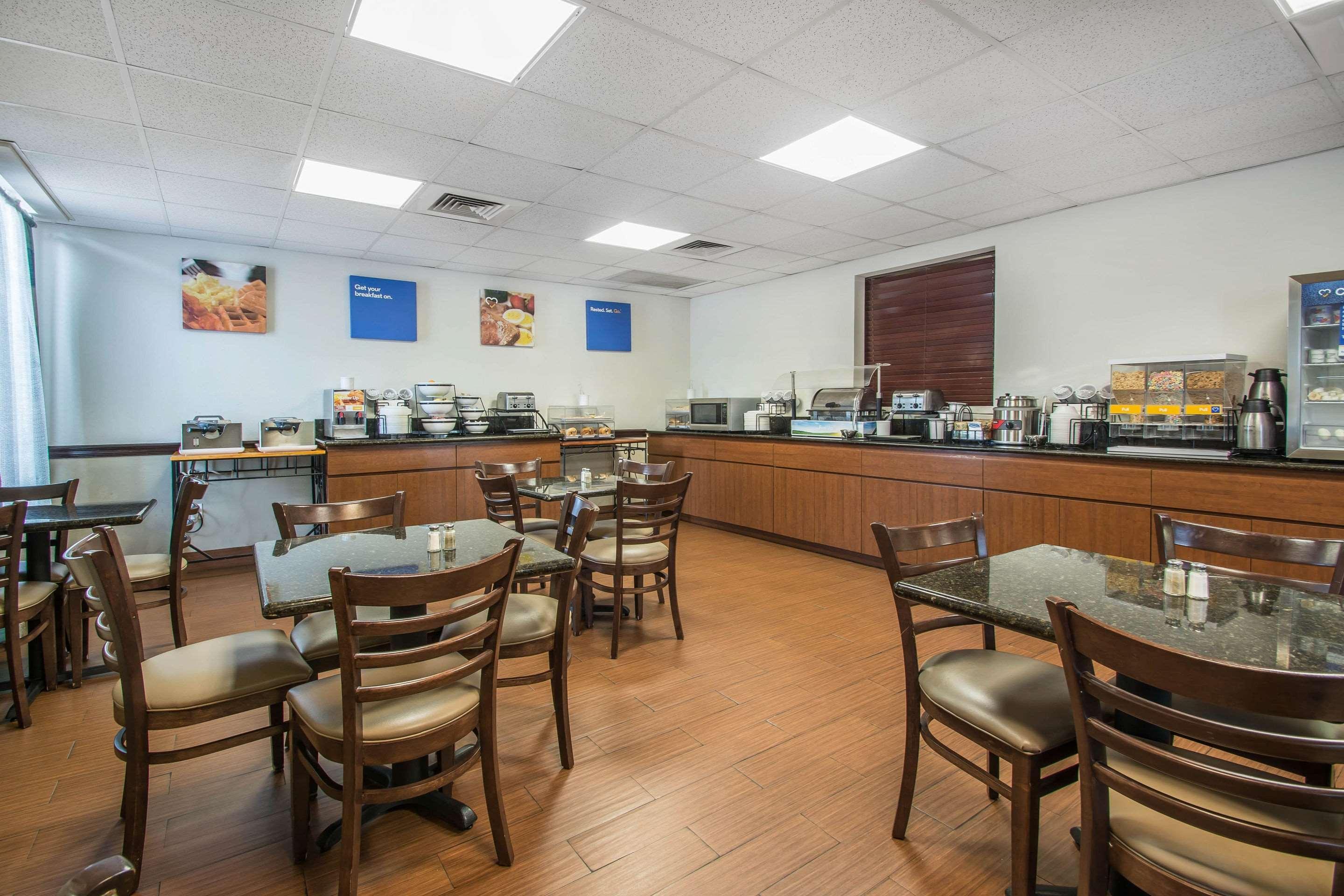 Comfort Inn & Suites Fort Lauderdale West Turnpike Lauderdale Lakes Экстерьер фото