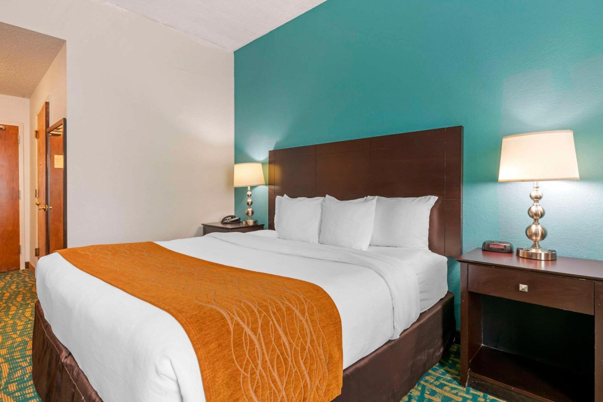 Comfort Inn & Suites Fort Lauderdale West Turnpike Lauderdale Lakes Экстерьер фото
